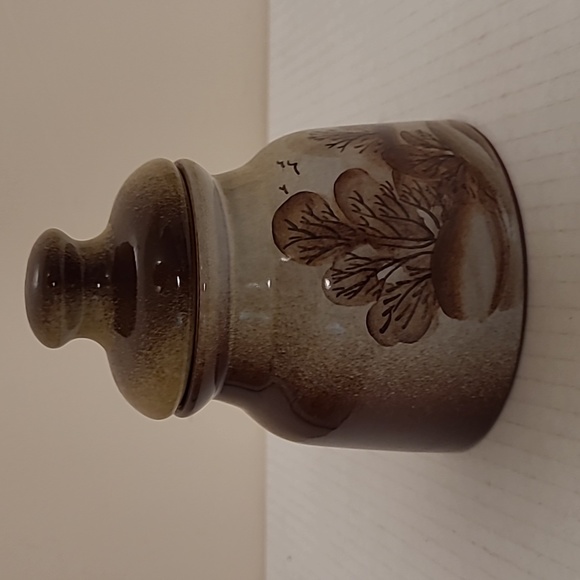Lidded Jar / Small Canister / Stash Jar - Picture 5 of 16